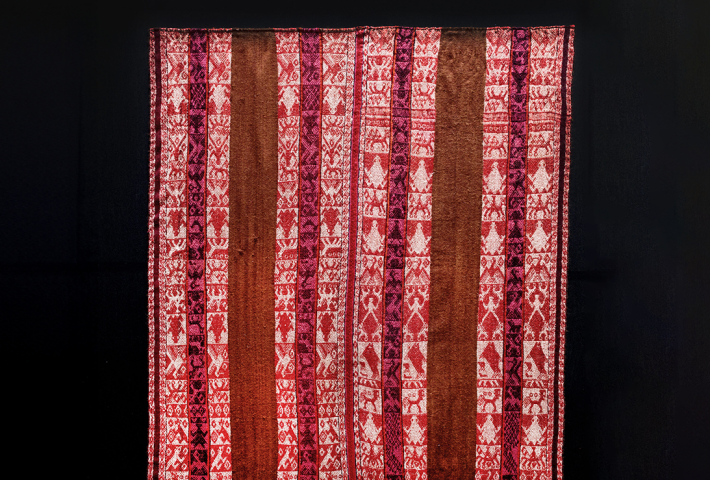 Manos sabias. Textiles Andinos​ del Sur del Perú