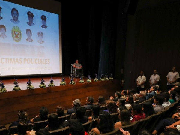 Reconocimiento a las víctimas policiales