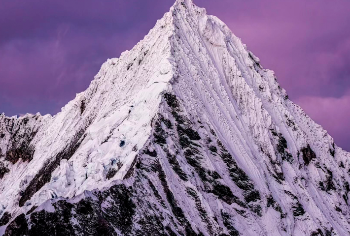 Gigantes de Hielo. Andes, Cordillera Blanca