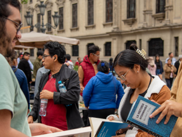 Truequetón de libros, revistas e historietas