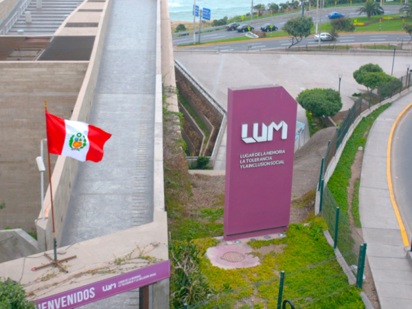 LUGAR DE LA MEMORIA – LUM