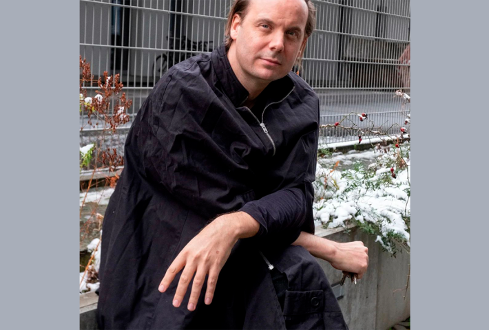 Disonancia social por Mattin