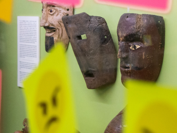 Recreando máscaras del Perú