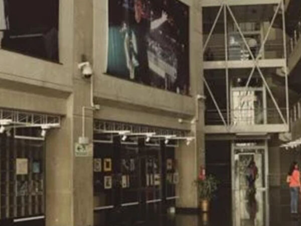 LA BIBLIOTECA NACIONAL ABRE DE NOCHE