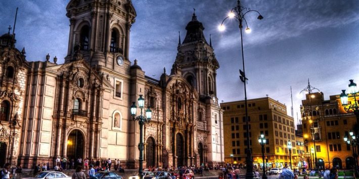 SERENATA POR ANIVERSARIO DE LIMA