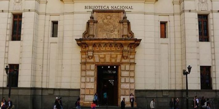 LA GRAN BIBLIOTECA PÚBLICA DE LIMA ABRE DE NOCHE
