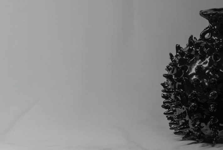 ANTES DE ENTRAR AL MAR, EL RÍO TIEMBLA DE MIEDO