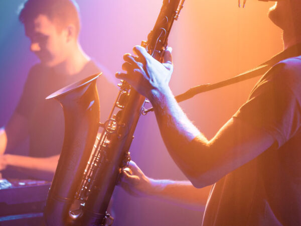 DJ + SAXO FUNKY REMIXES