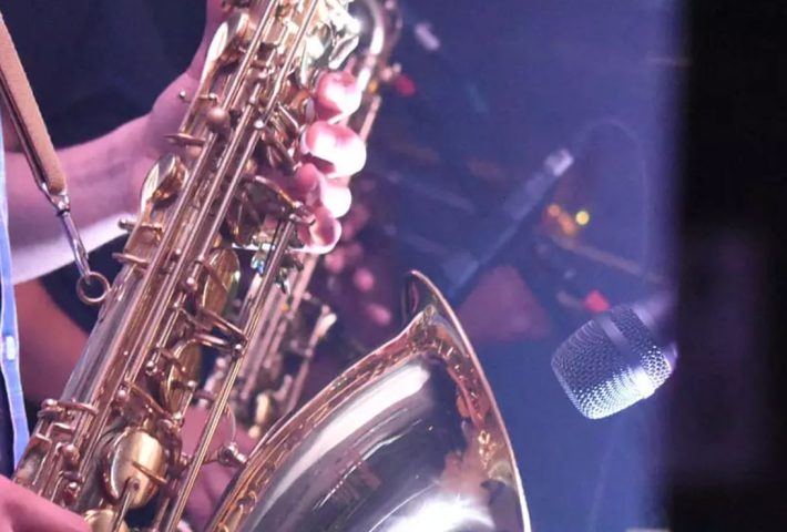 SAXO POP ROCK CASTELLANO E INGLÉS