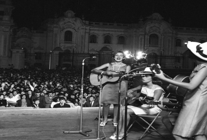 SERENATA POR EL ANIVERSARIO DE LIMA – MIRAFLORES
