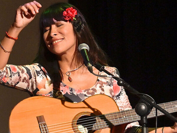 ANTOLOGÍA CANTADA DE POESÍA PERUANA