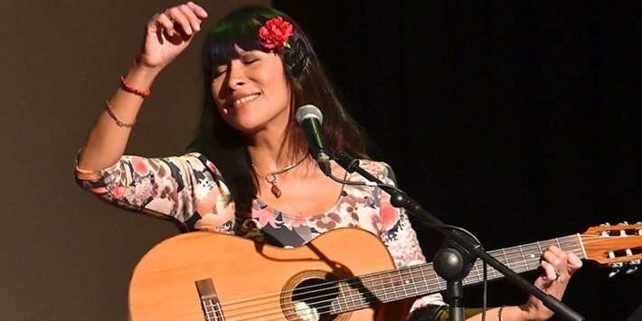 ANTOLOGÍA CANTADA DE POESÍA PERUANA