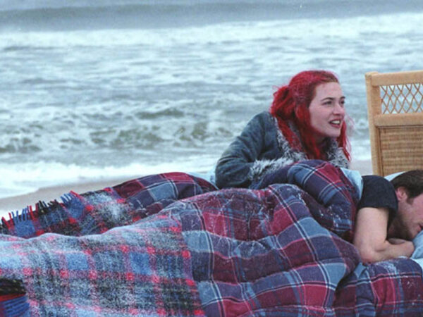 ETERNO RESPLANDOR DE UNA MENTE SIN RECUERDOS