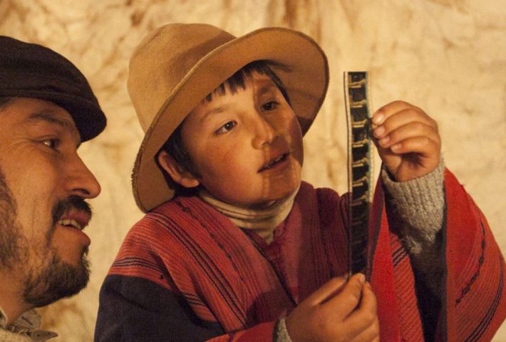 WILLAQ PIRQA EN LENGUA MATERNA