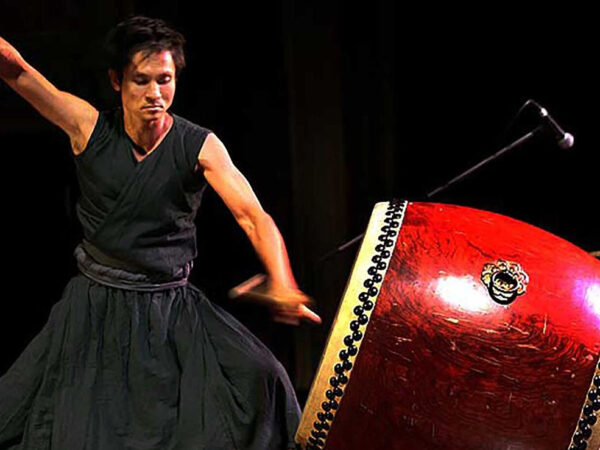 AL RITMO DEL TAIKO