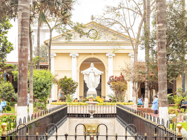 LAS TRES VIRTUDES DEL HOSPICIO MANRIQUE