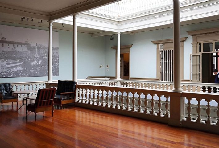 LA CIENTÍFICA DEL SUR EN LA CASA O’HIGGINS