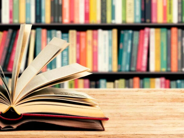 LIBREROS POR UN DÍA