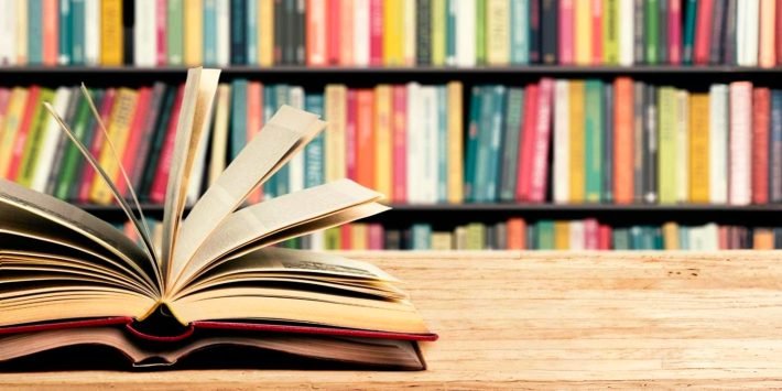 LIBREROS POR UN DÍA