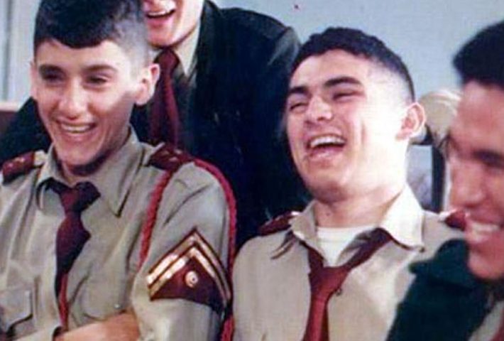 LA CIUDAD Y LOS PERROS