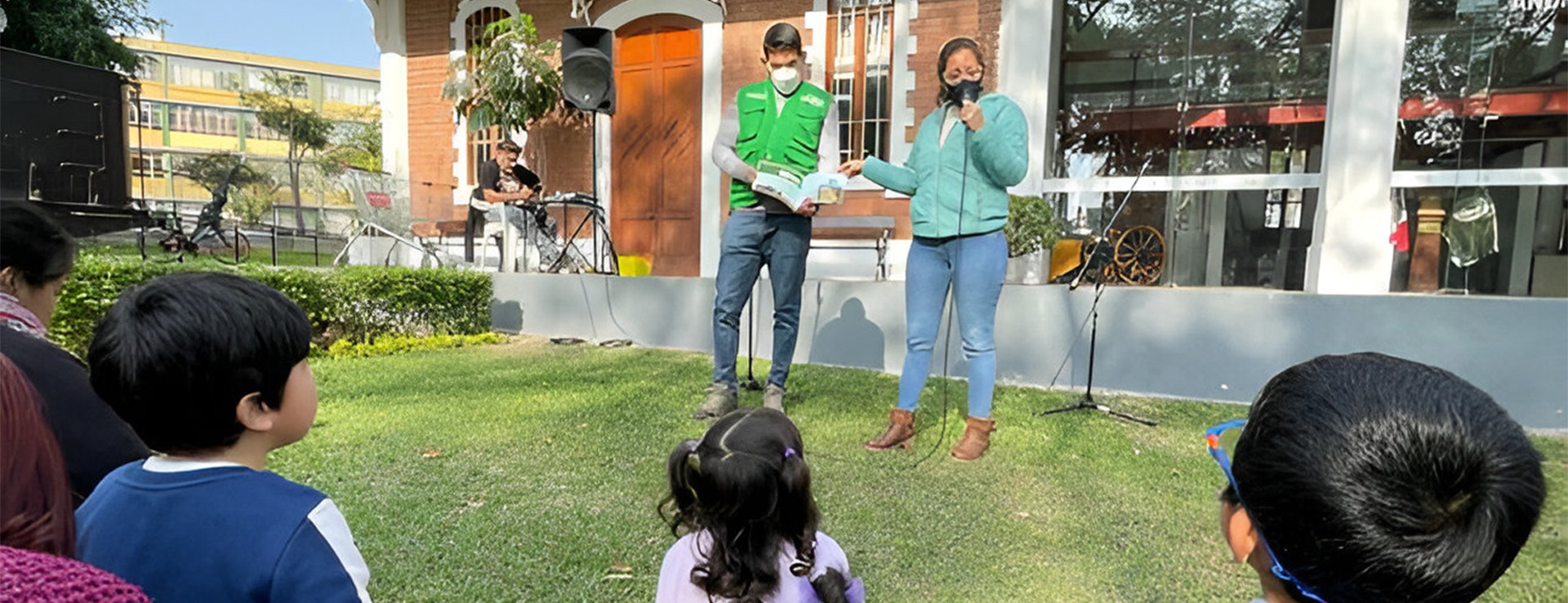 FIESTA EN EL ZOOLÓGICO