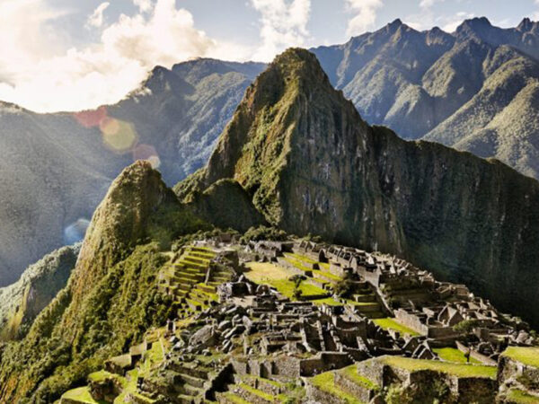 POR LAS HUELLAS DE LOS INCAS
