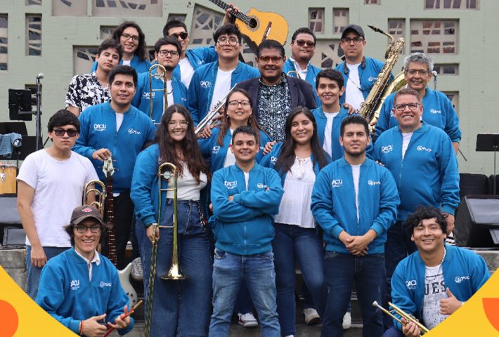 ORQUESTA SALSA PUCP