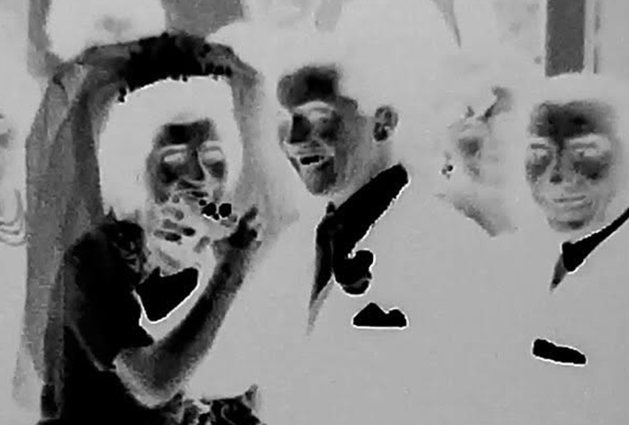 IDENTIDADES EN QUIEBRE