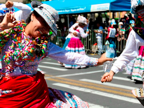 PASACALLE FOLKLÓRICO