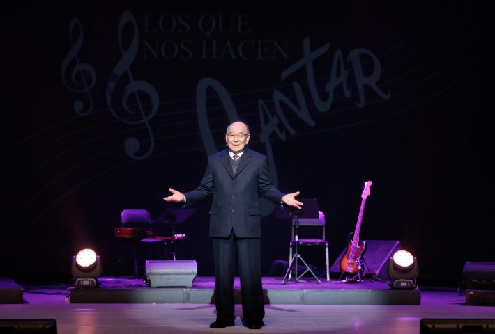 LOS QUE NOS HACEN CANTAR