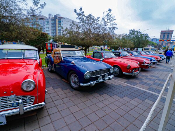 AUTOS CLÁSICOS BRITÁNICOS