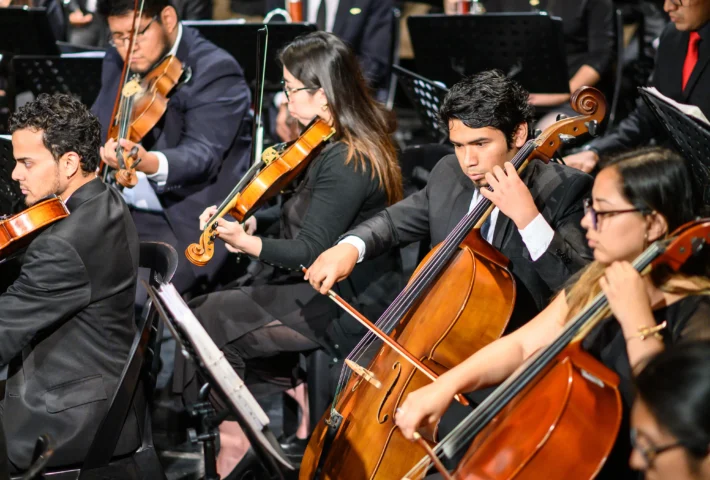 ORQUESTA SINFÓNICA DEL BRITÁNICO