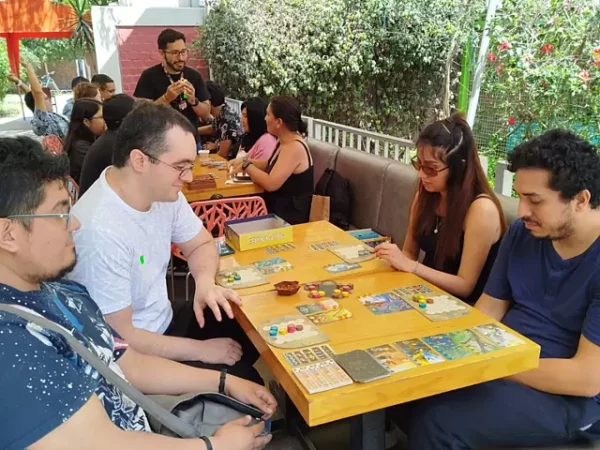 DÍA DE JUEGOS DE MESA