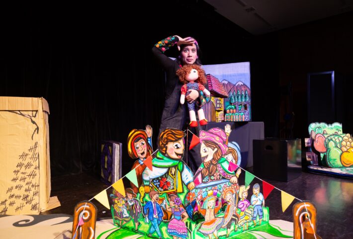 ALICIA EN EL PERÚ DE LAS MARAVILLAS