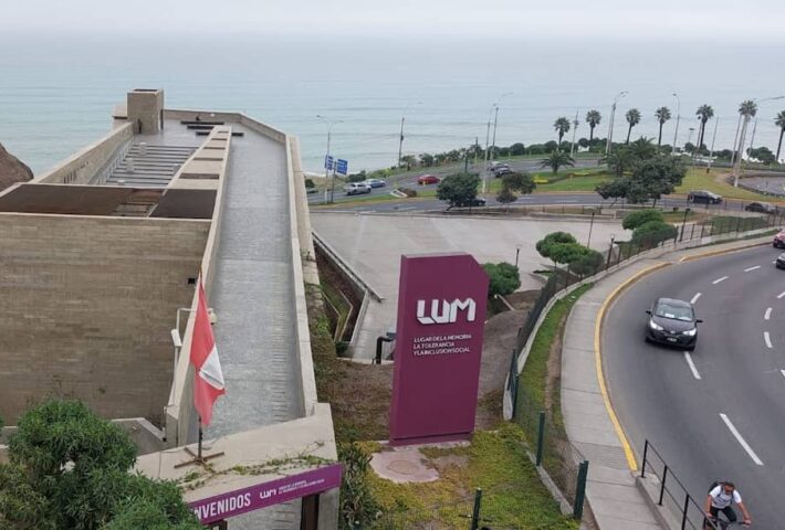 EL LUM CUMPLE DIEZ AÑOS