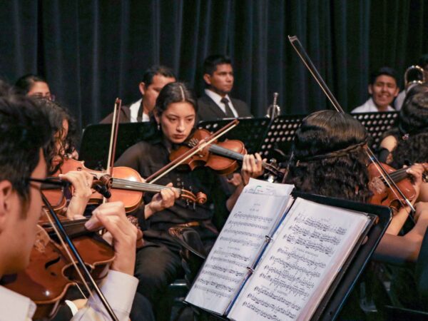 CORO Y ORQUESTA SINFÓNICA DEL BRITÁNICO