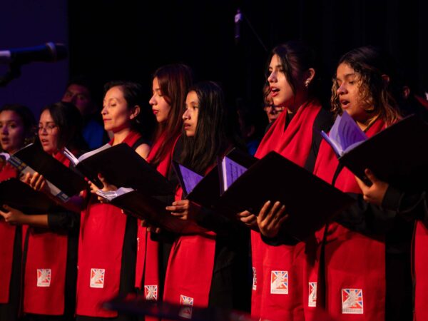 CORO Y ORQUESTA SINFÓNICA DEL BRITÁNICO