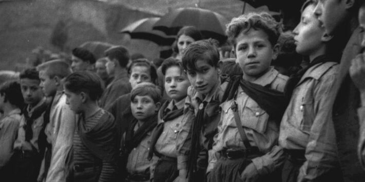 A LITTLE FACT + RETAGUARDIA