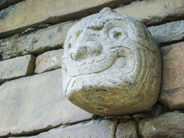 LA RUTA DE LA PIEDRA