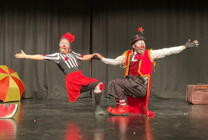 EL CIRCO DE SANDIA Y SONY