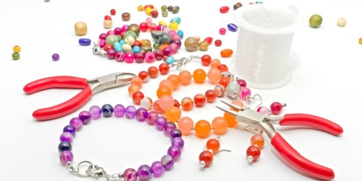 BISUTERÍA ARTESANAL