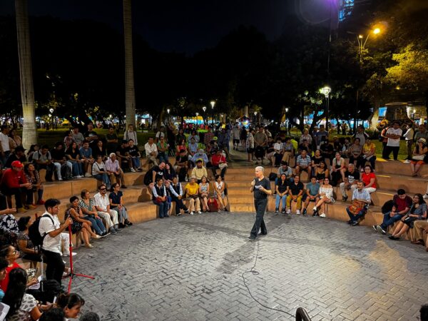 POESÍA EN EL PARQUE