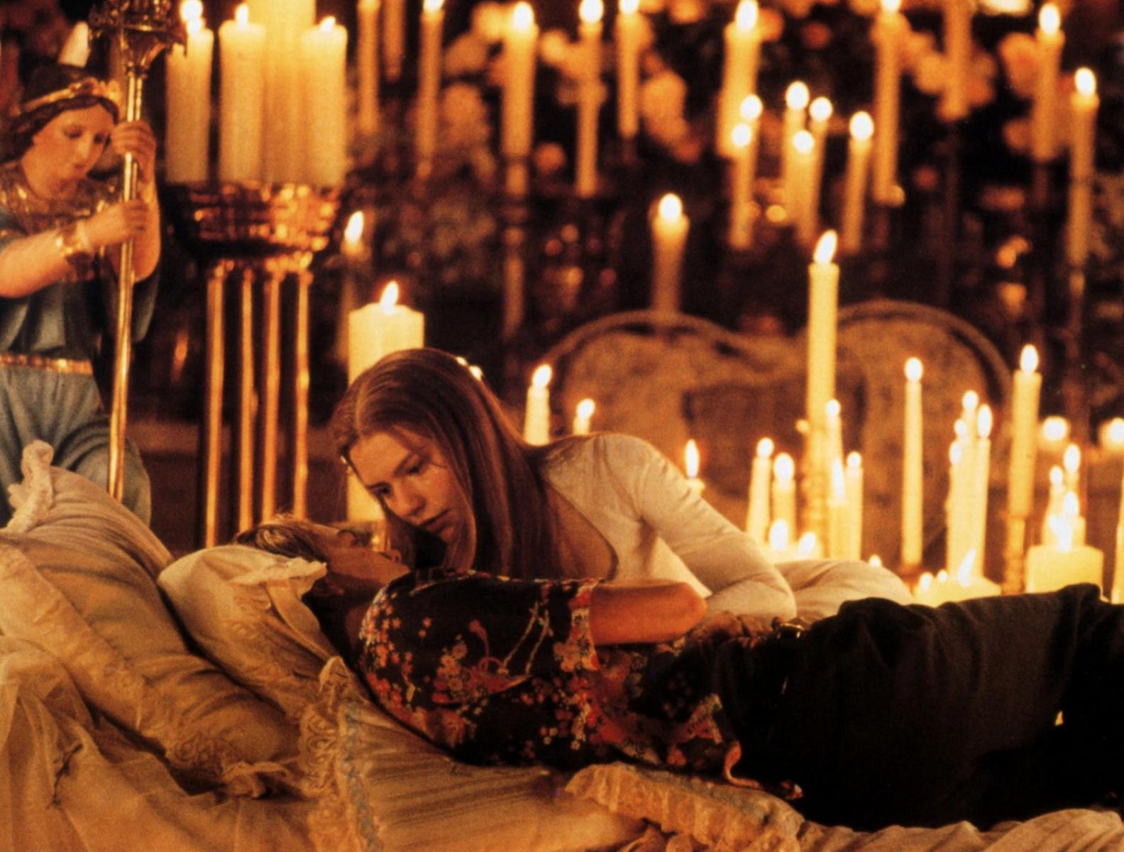 ROMEO + JULIETA