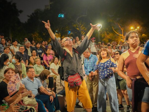 VEN Y BAILA EN MIRAFLORES