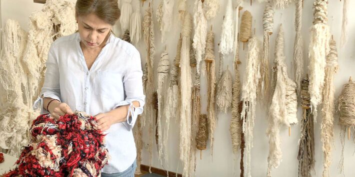 DE LA LÍNEA AL HILO, RITMOS INTERIORES