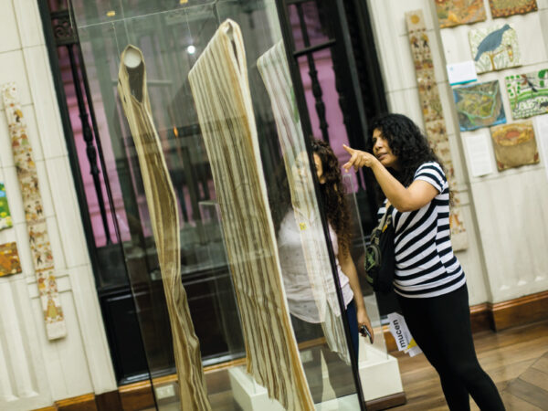 VESTIMENTAS DEL PERÚ