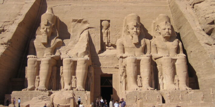 A TRAVERS LA NUBIE ABU SIMBEL