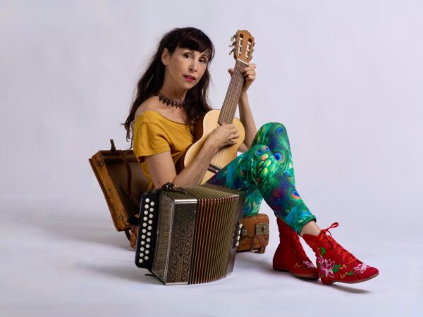 LA ORQUESTA EN LA MALETA
