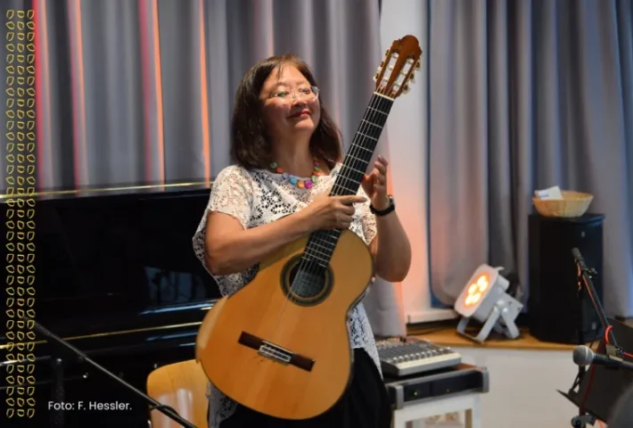 NOCTURNO POR VIRGINIA YEP