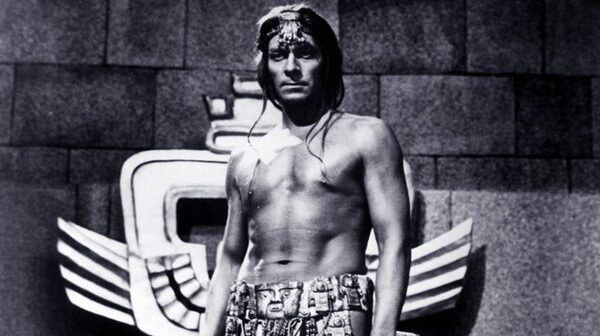 LA CAZA REAL DEL SOL